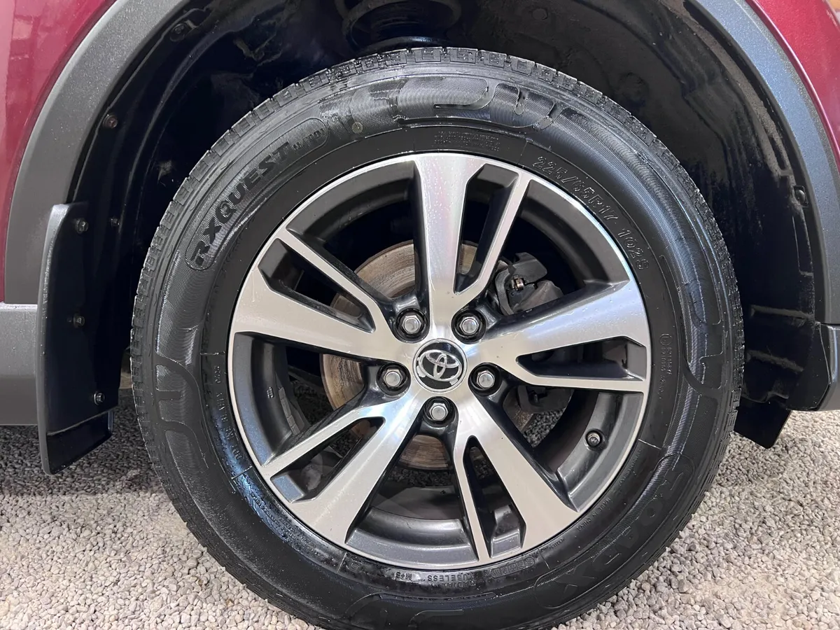 Toyota RAV4 SUV, Diesel, 2017, Red