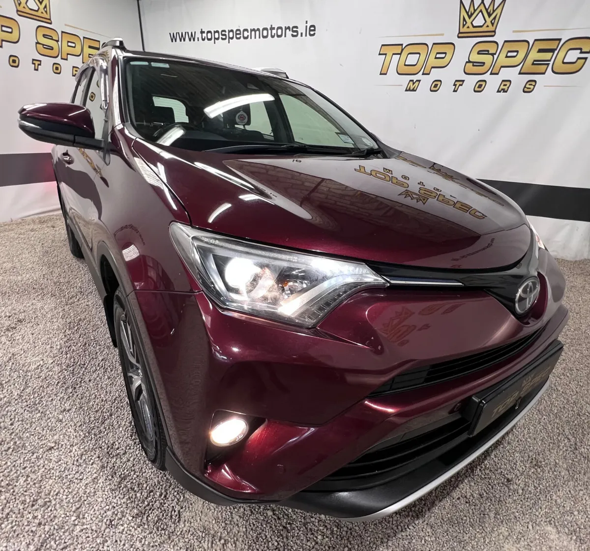 Toyota RAV4 SUV, Diesel, 2017, Red