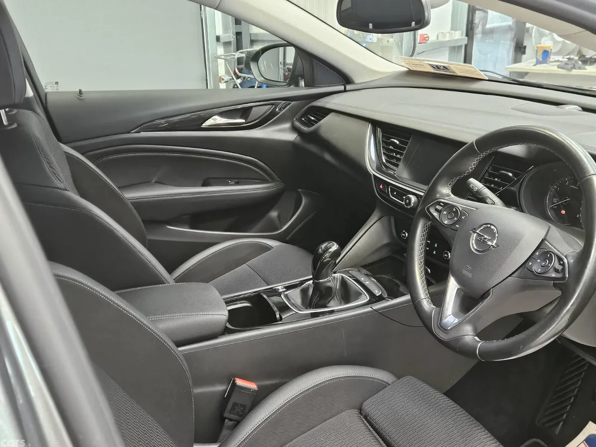 Opel Insignia Estate, Diesel, 2020, Grey