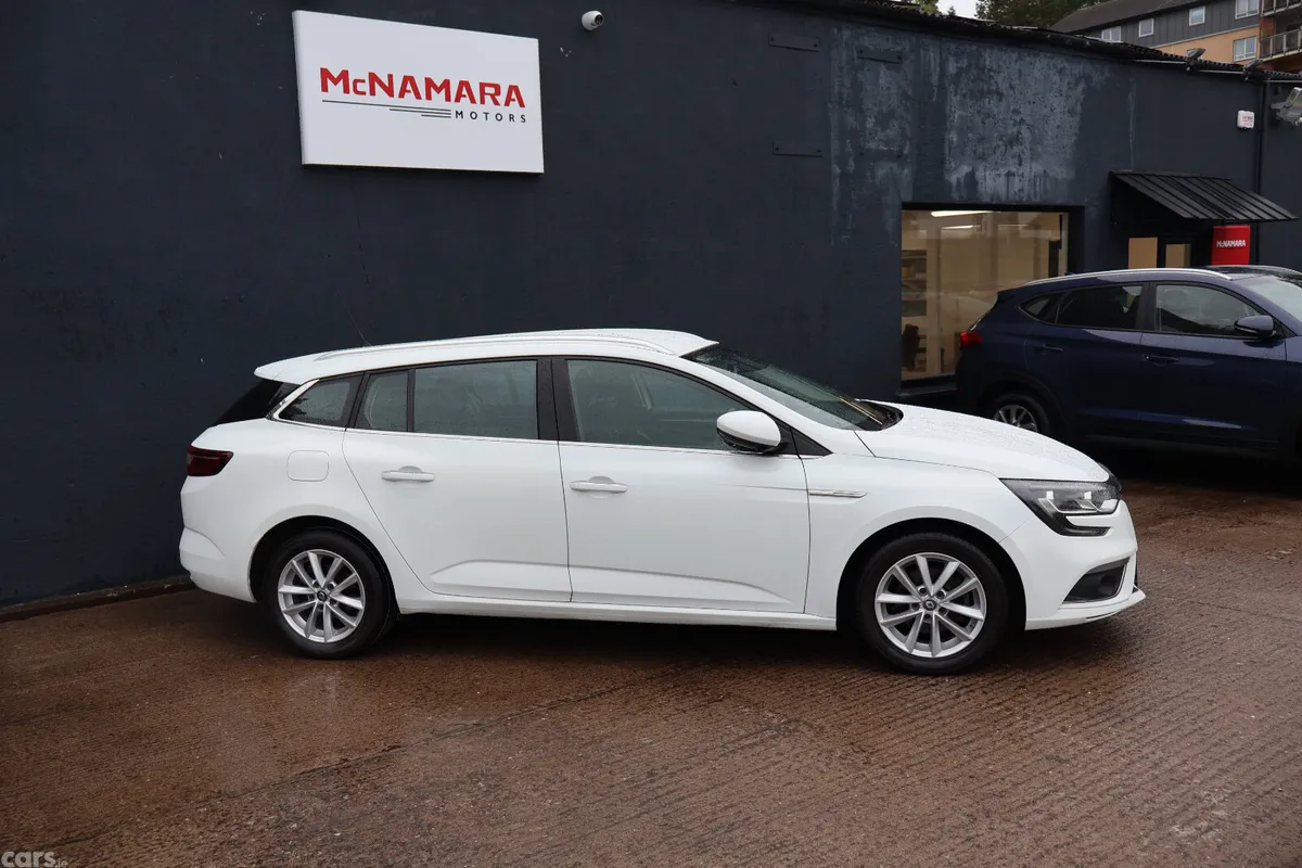 Renault Megane Estate, Diesel, 2017, White