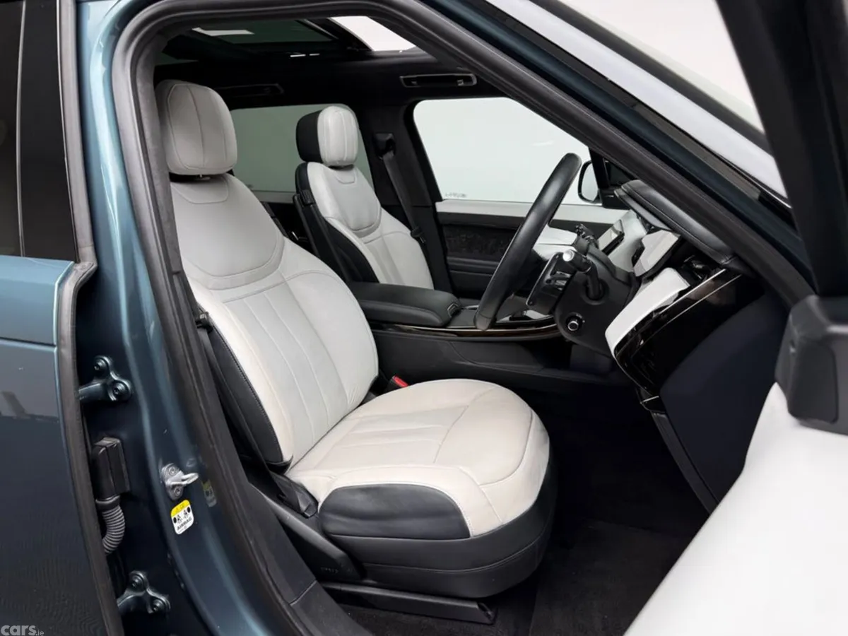 Land Rover Range Rover Sport SUV, Petrol Plug-in Hybrid, 2023, Green