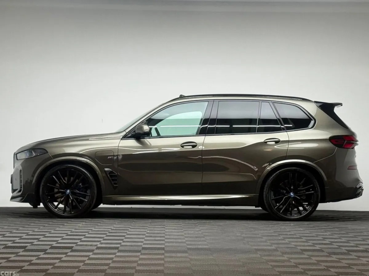 BMW X5 SUV, Petrol Plug-in Hybrid, 2025, Green