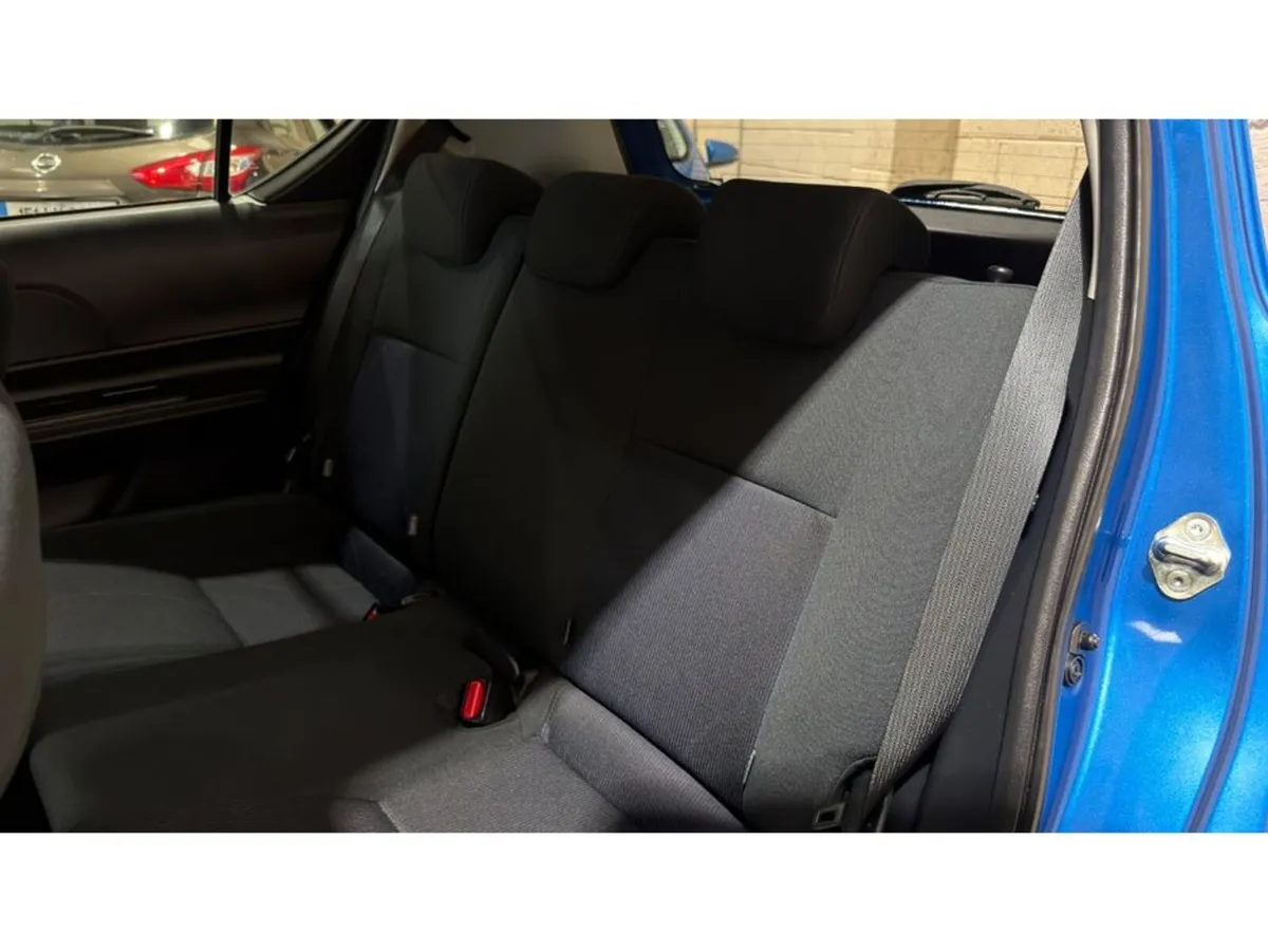 Toyota Aqua Hatchback, Petrol Hybrid, 2016, Blue