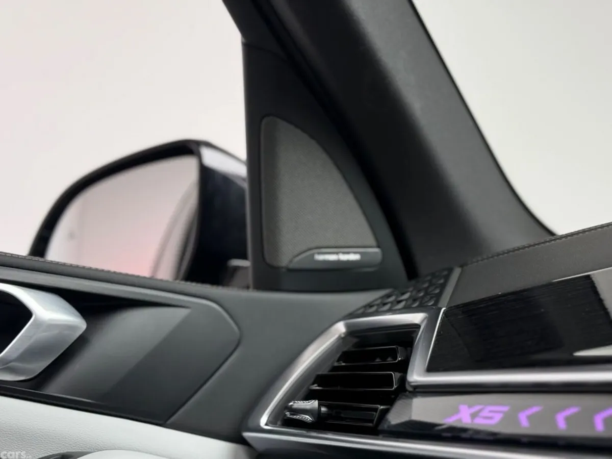 BMW X5 SUV, Petrol Plug-in Hybrid, 2025, Green