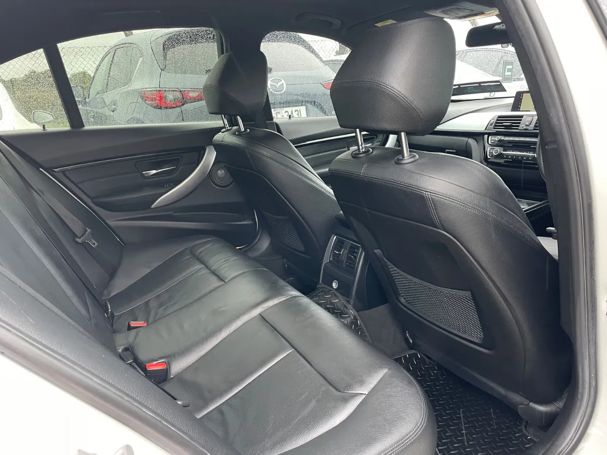 BMW 3-Series Saloon, Diesel, 2017, White