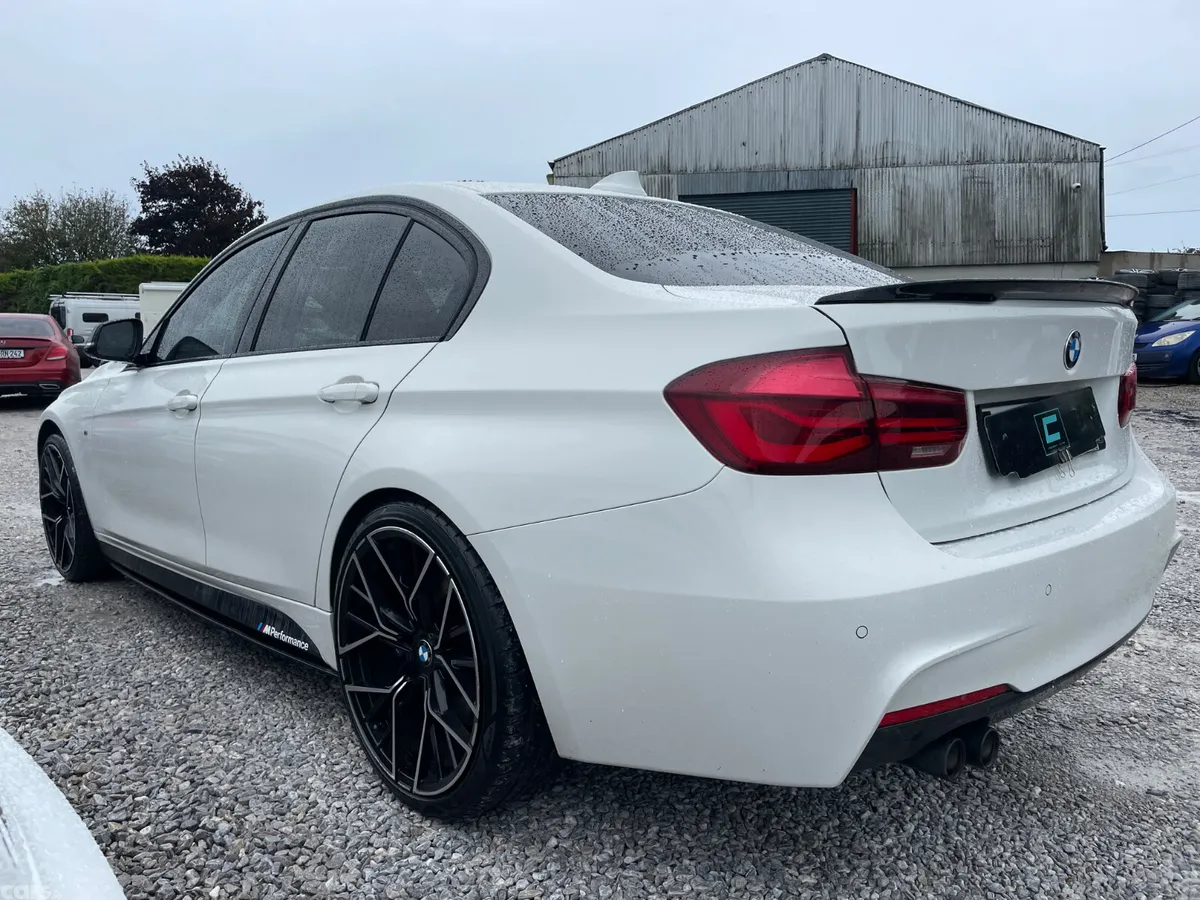 BMW 3-Series Saloon, Diesel, 2017, White