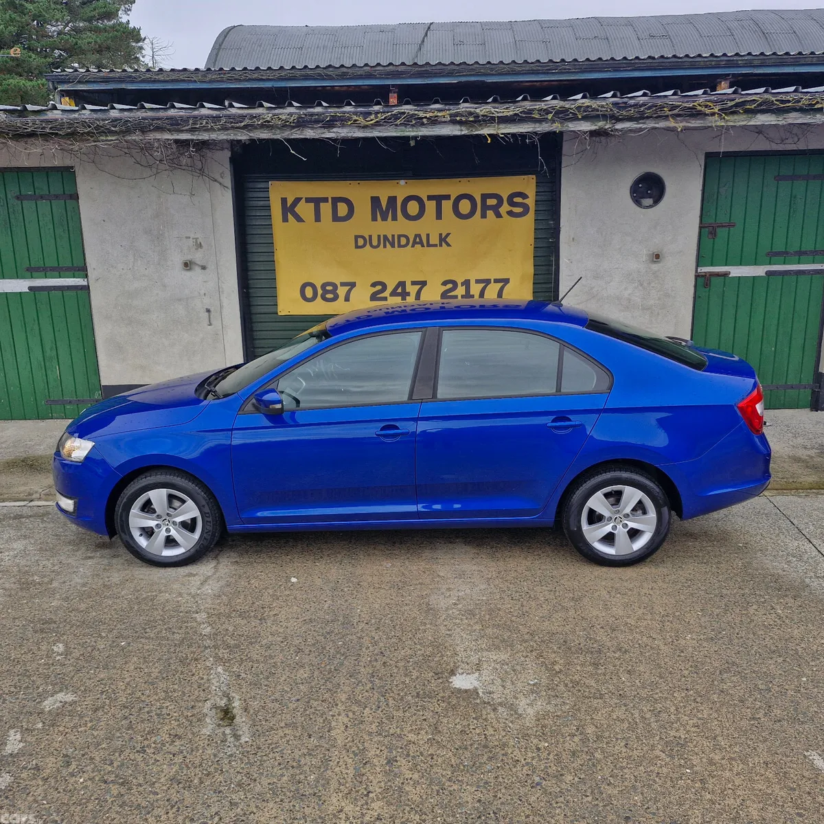 Skoda Rapid Saloon, Petrol, 2016, Blue