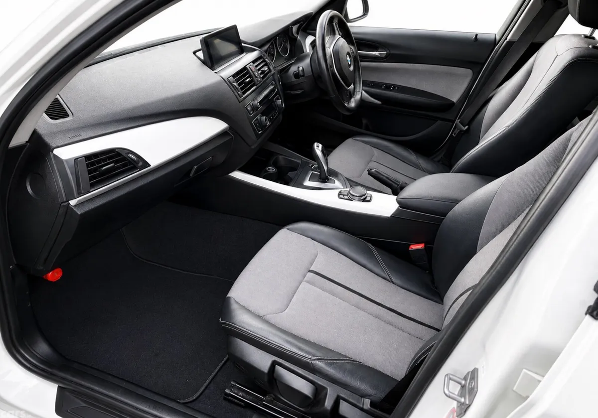 BMW 1-Series Hatchback, Petrol, 2015, White