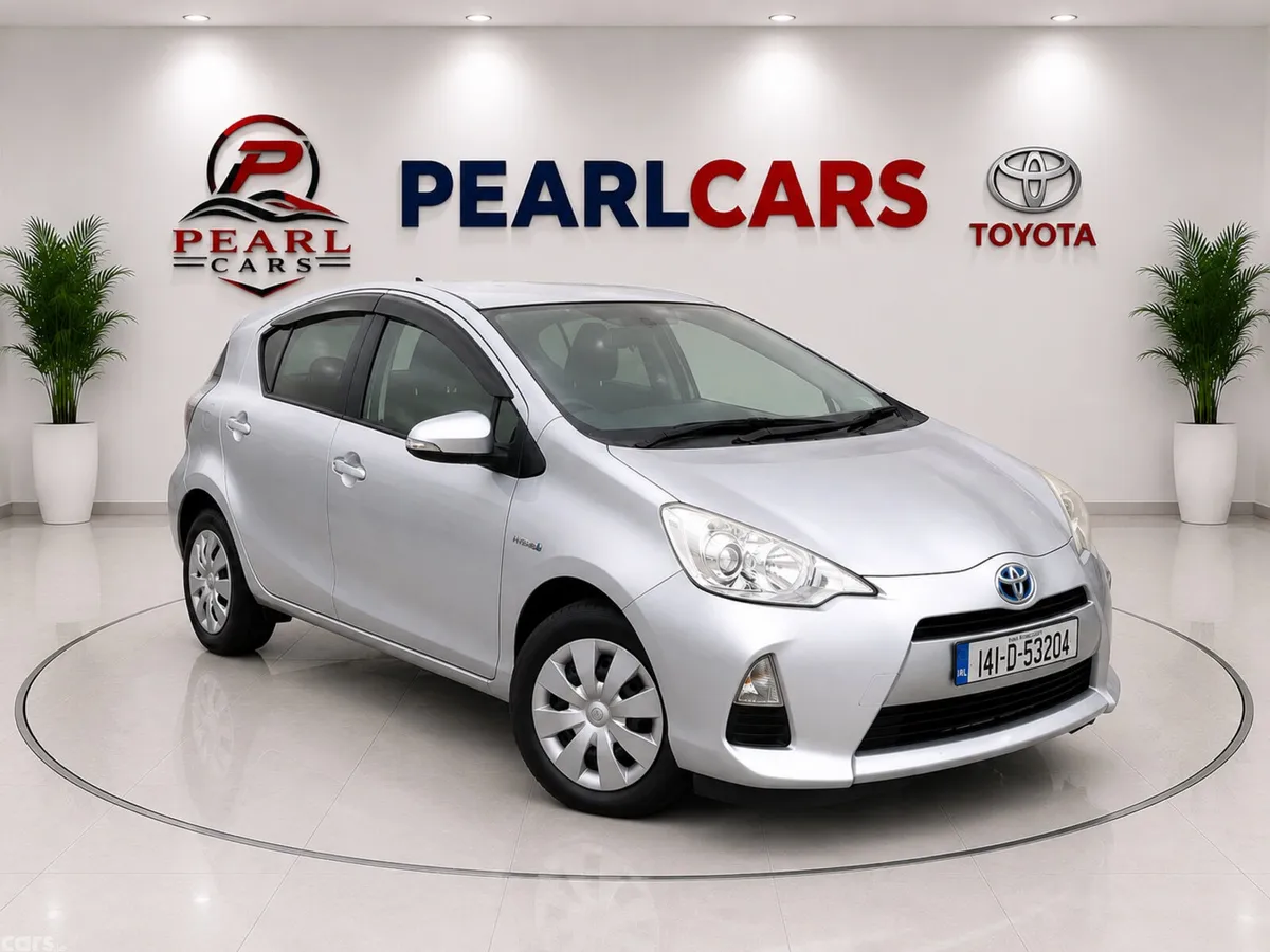 Toyota Aqua Hatchback, Petrol Hybrid, 2014, Silver