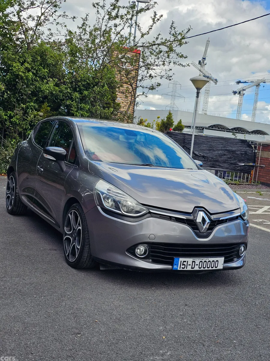 Renault Clio Hatchback, Petrol, 2015, Grey