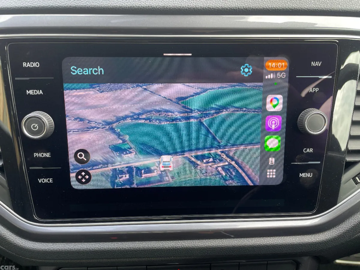 Volkswagen T-Roc SUV, Diesel, 2021, White