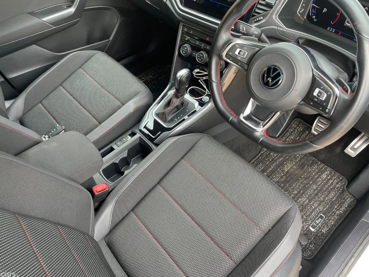Volkswagen T-Roc SUV, Diesel, 2021, White