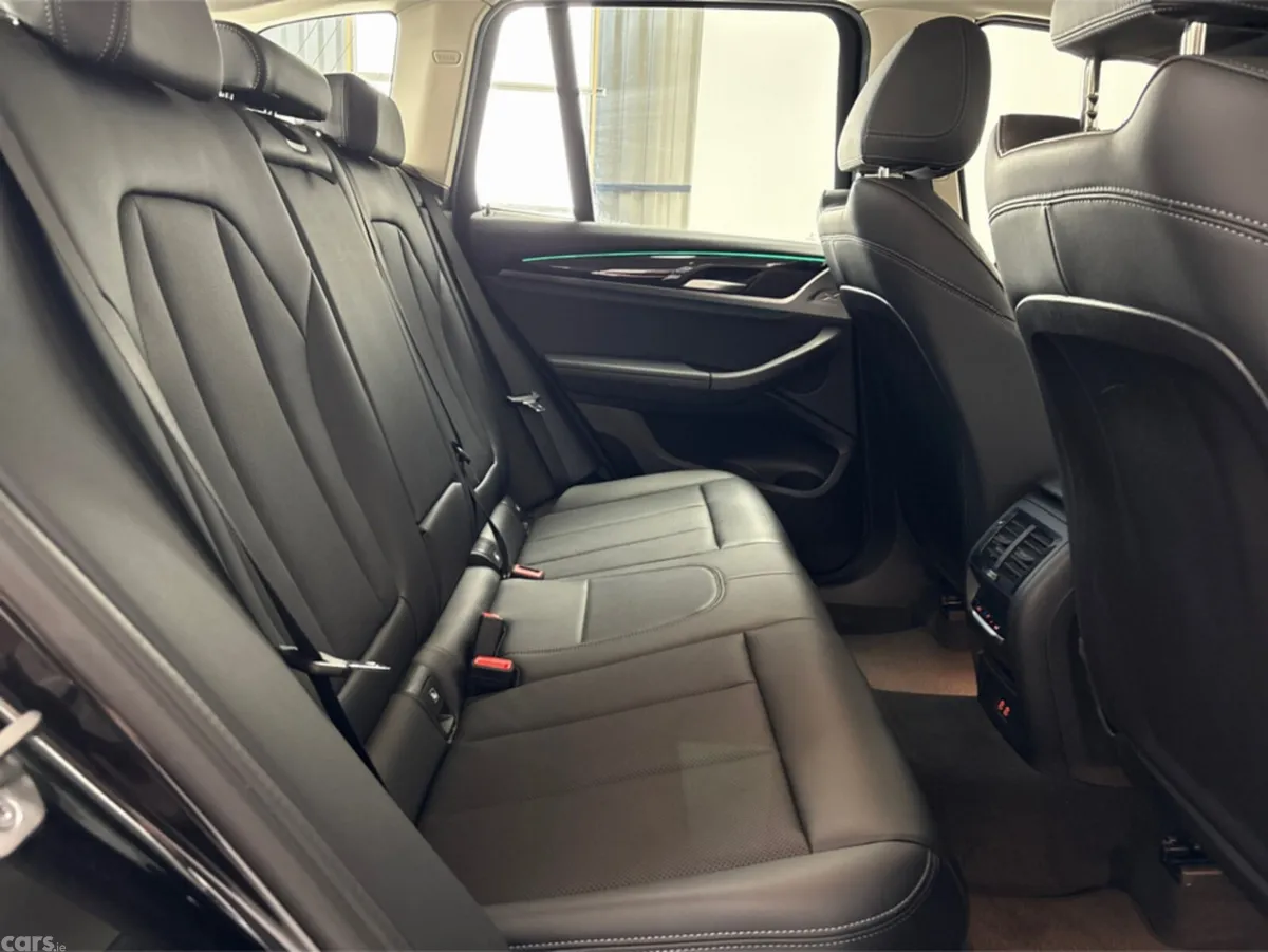 BMW X3 SUV, Petrol Hybrid, 2023, Black