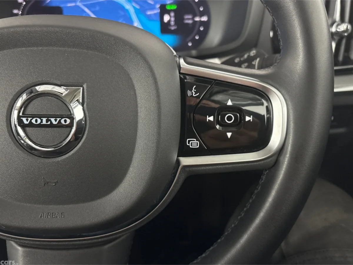Volvo V60 Estate, Petrol Hybrid, 2023, Grey