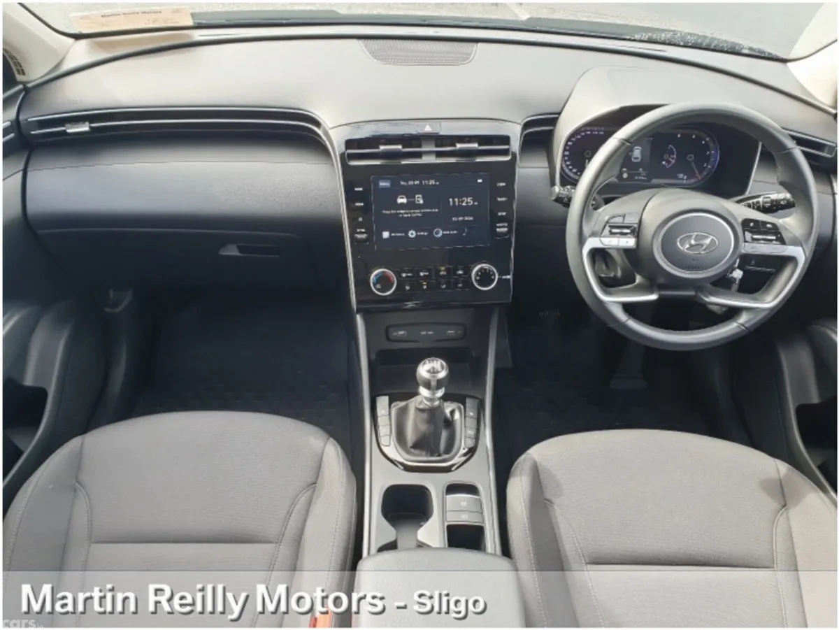 Hyundai Tucson MPV, Diesel, 2023, Brown