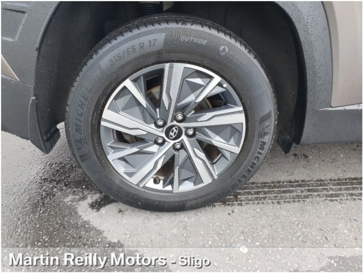 Hyundai Tucson MPV, Diesel, 2023, Brown