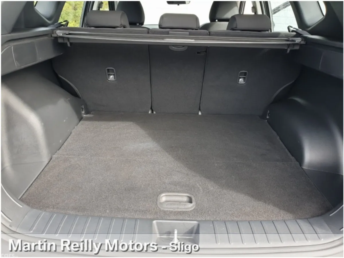 Hyundai Tucson MPV, Diesel, 2023, Brown