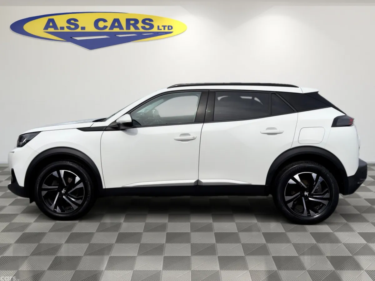 Peugeot 2008 Hatchback, Diesel, 2021, White