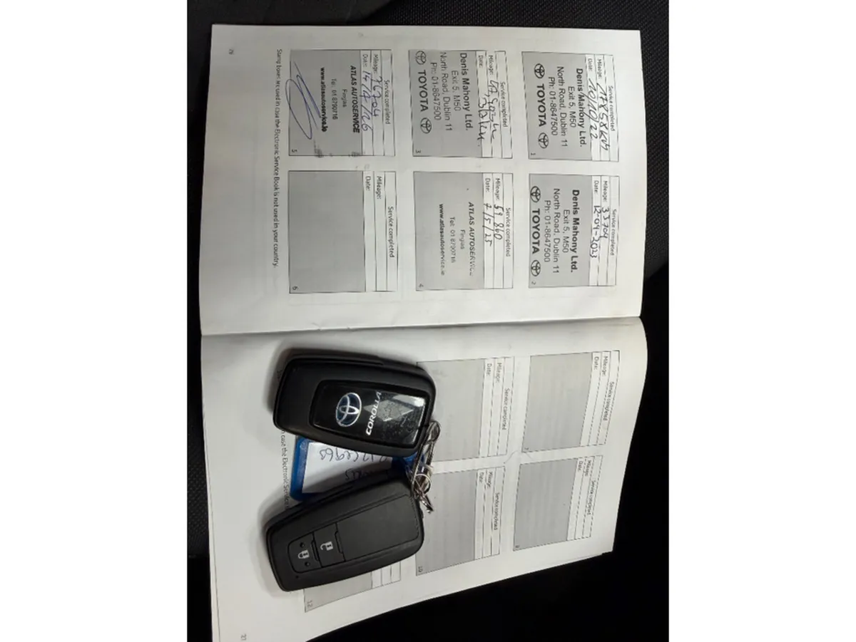 Toyota Corolla Hatchback, Petrol Hybrid, 2021, Grey