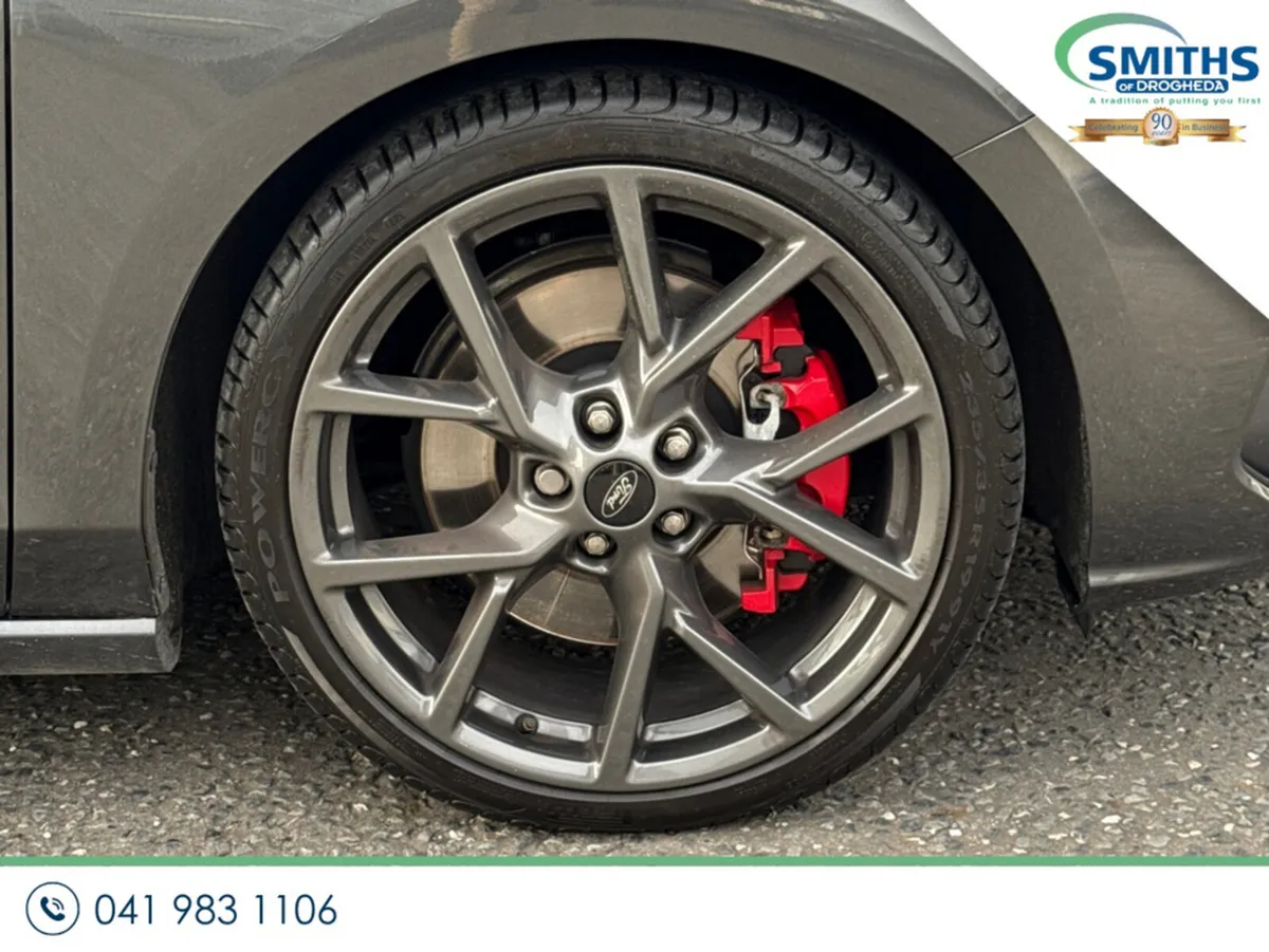 Ford Focus Hatchback, Petrol, 2023, Grey