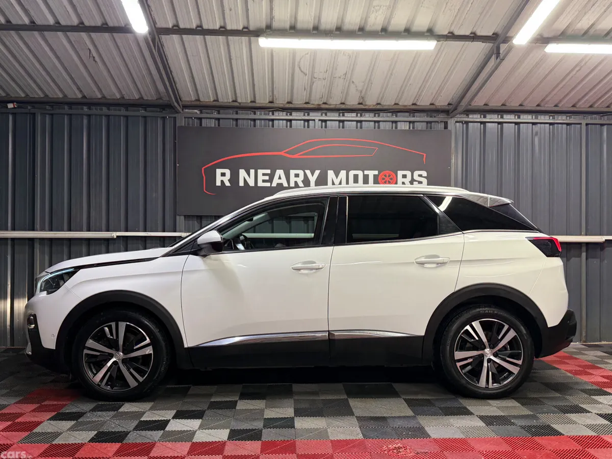 Peugeot 3008 MPV, Diesel, 2019, White
