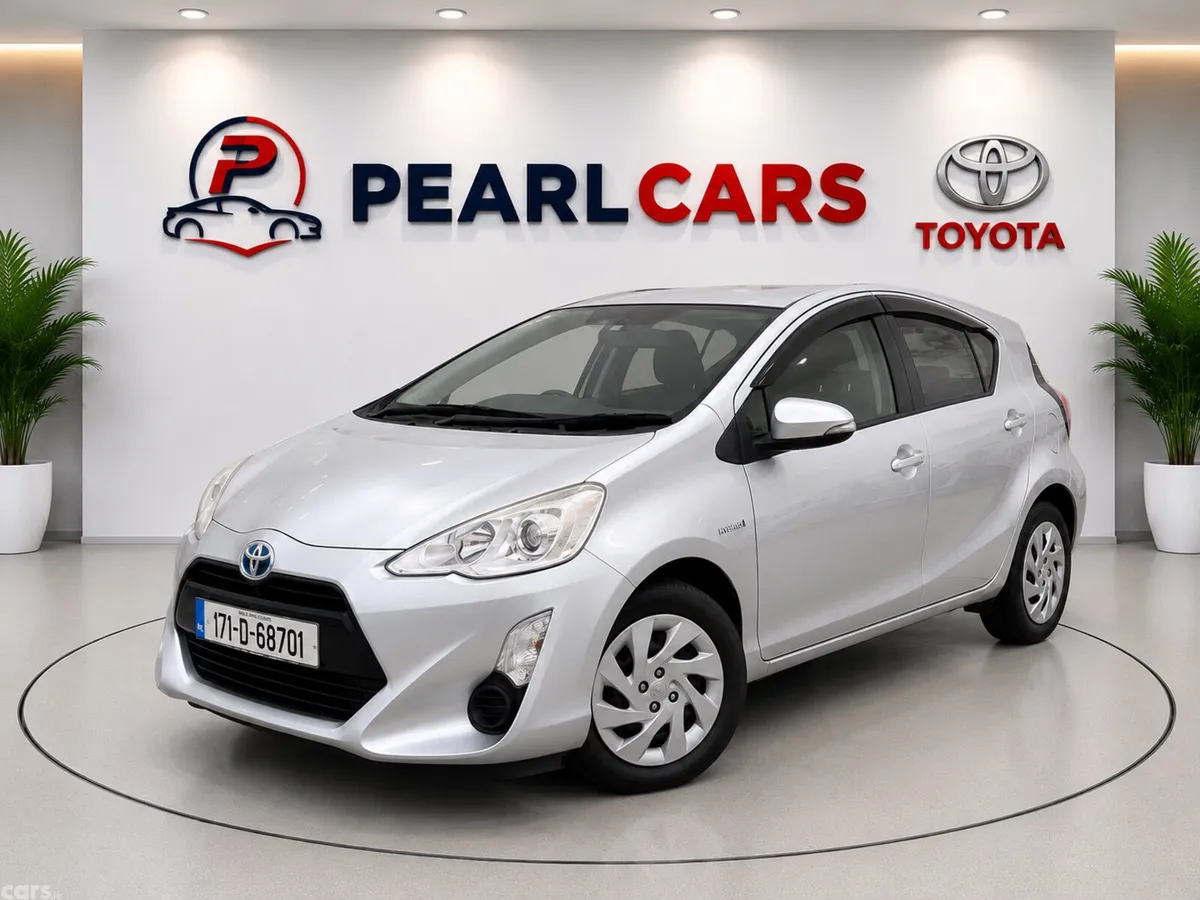 Toyota Aqua Hatchback, Petrol Hybrid, 2017, Silver