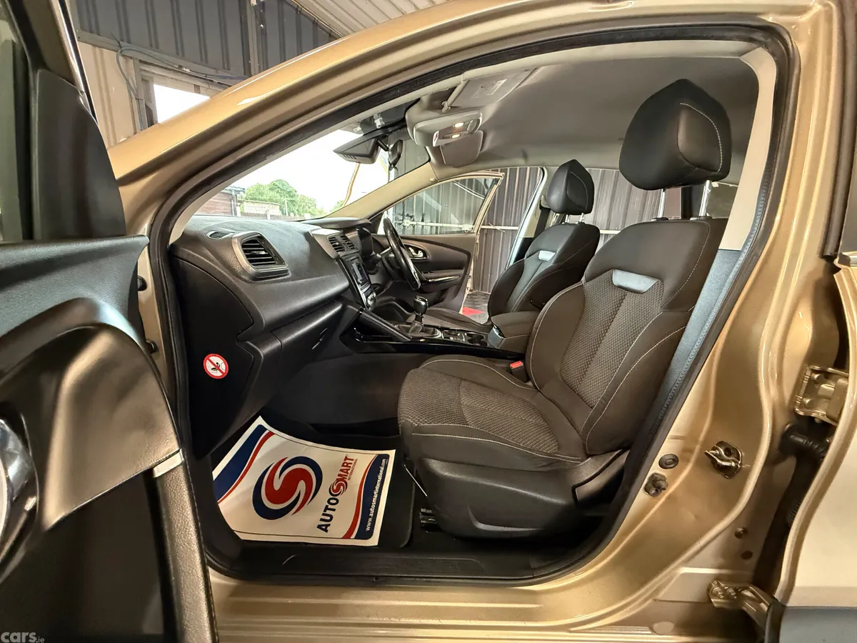 Renault Kadjar SUV, Diesel, 2017, Beige