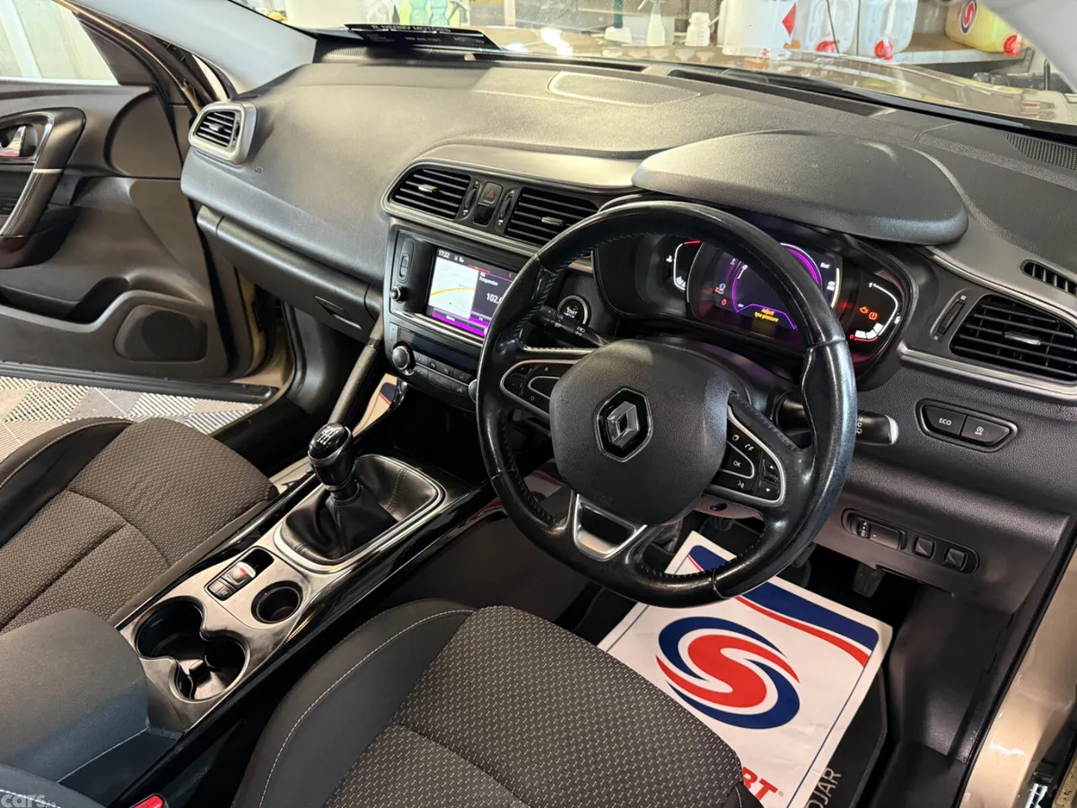 Renault Kadjar SUV, Diesel, 2017, Beige