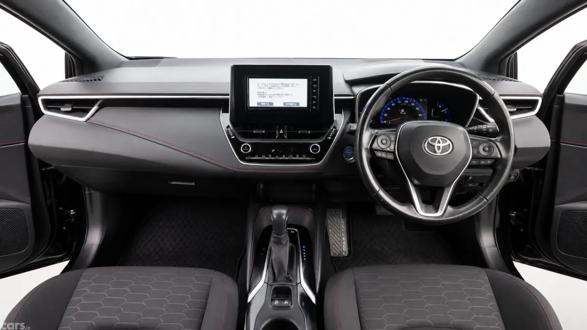 Toyota Corolla Hatchback, Petrol Hybrid, 2018, Black