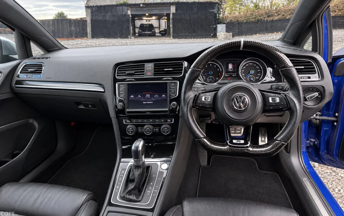 Volkswagen Golf Hatchback, Petrol, 2016, Blue