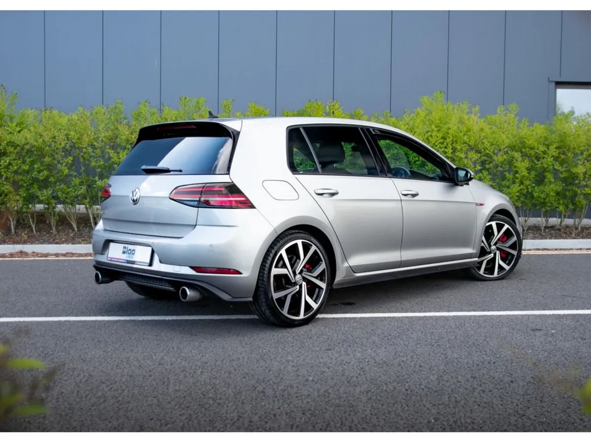 Volkswagen Golf Hatchback, Petrol, 2018, Grey