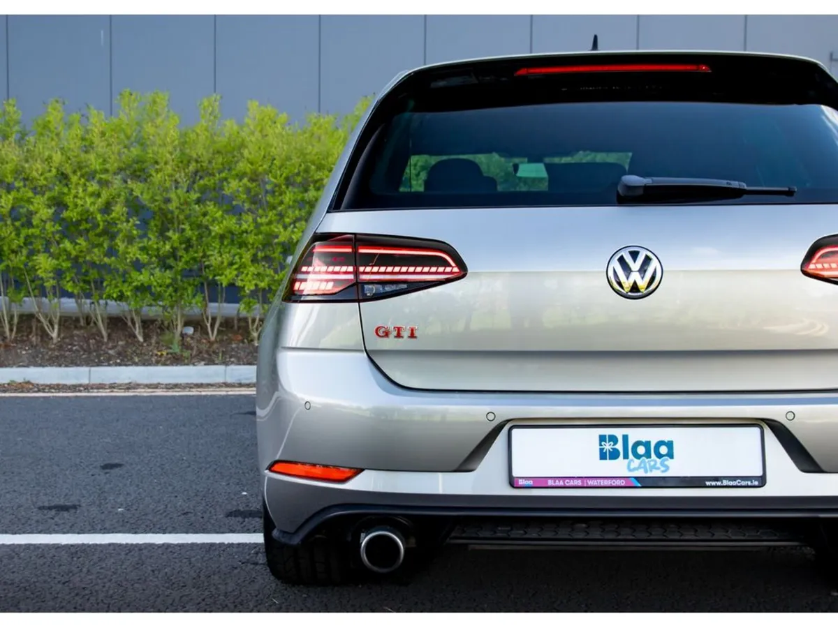 Volkswagen Golf Hatchback, Petrol, 2018, Grey