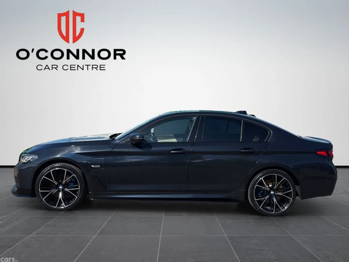 BMW 5-Series Saloon, Petrol Plug-in Hybrid, 2023, Black