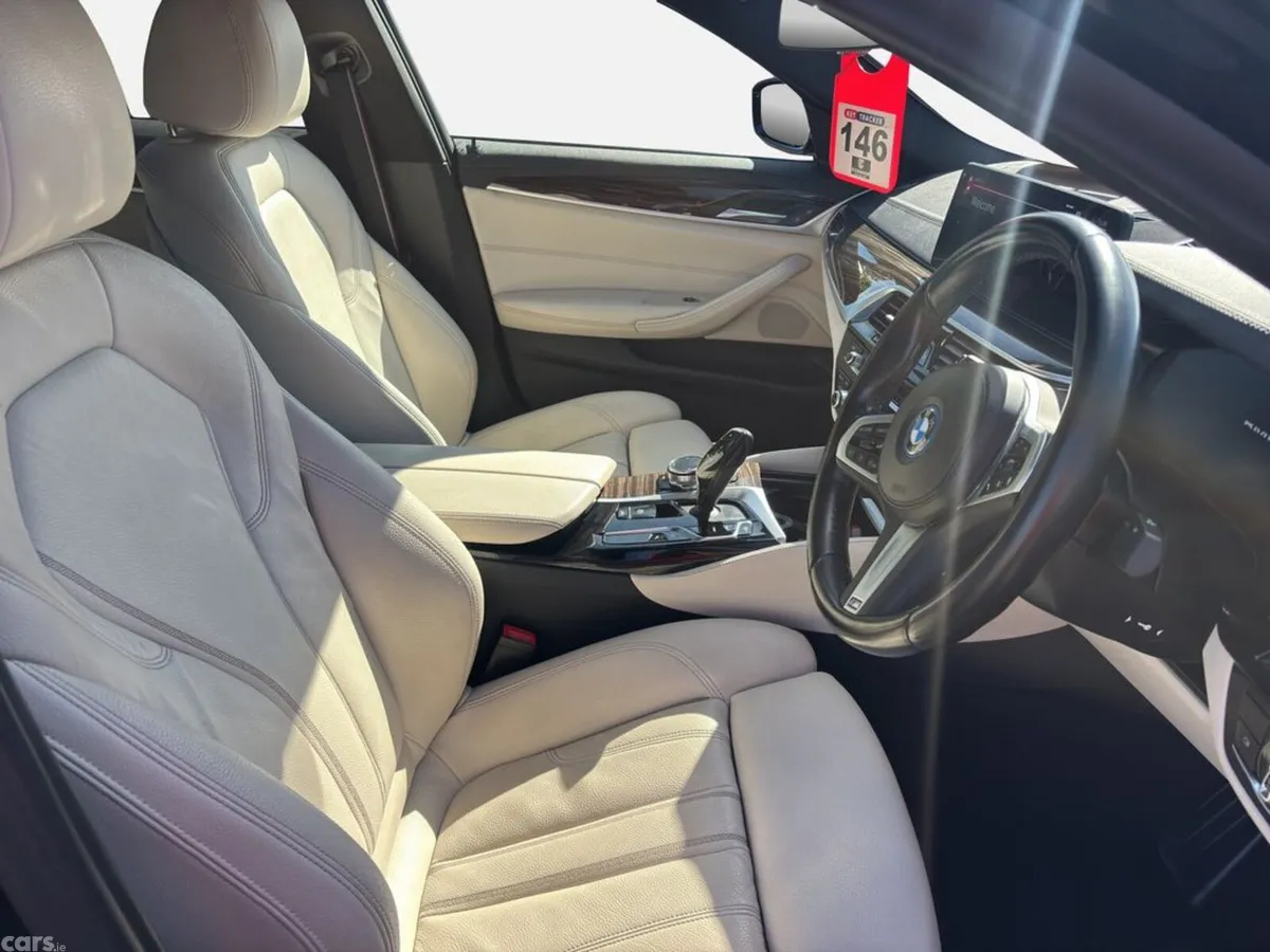 BMW 5-Series Saloon, Petrol Plug-in Hybrid, 2023, Black