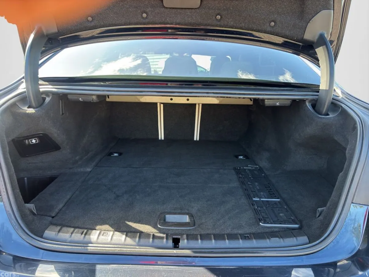 BMW 5-Series Saloon, Petrol Plug-in Hybrid, 2023, Black