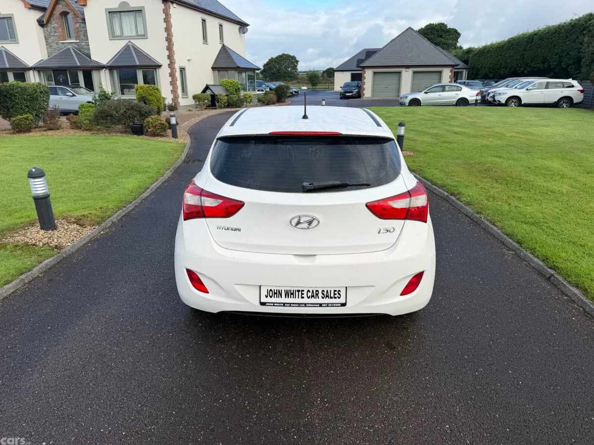 Hyundai i30 Hatchback, Diesel, 2015, White