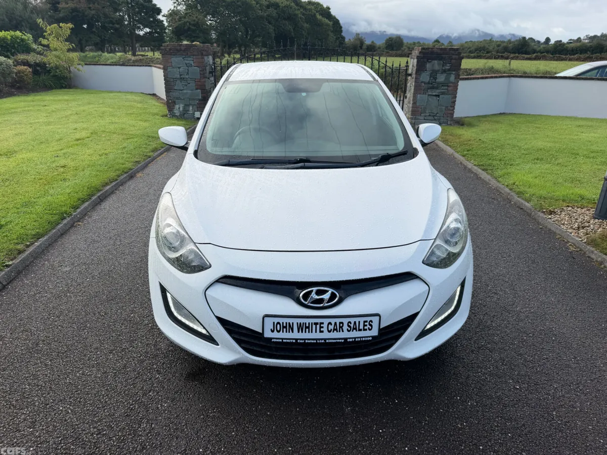 Hyundai i30 Hatchback, Diesel, 2015, White