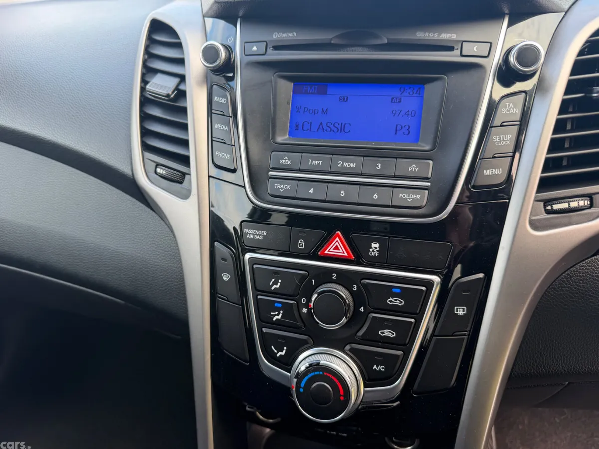 Hyundai i30 Hatchback, Diesel, 2015, White