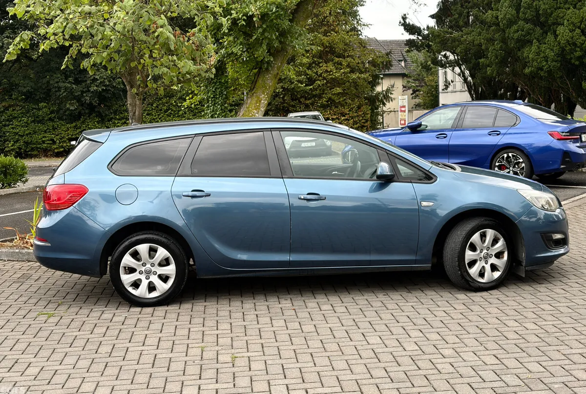 Opel Astra Estate, Diesel, 2016, Blue