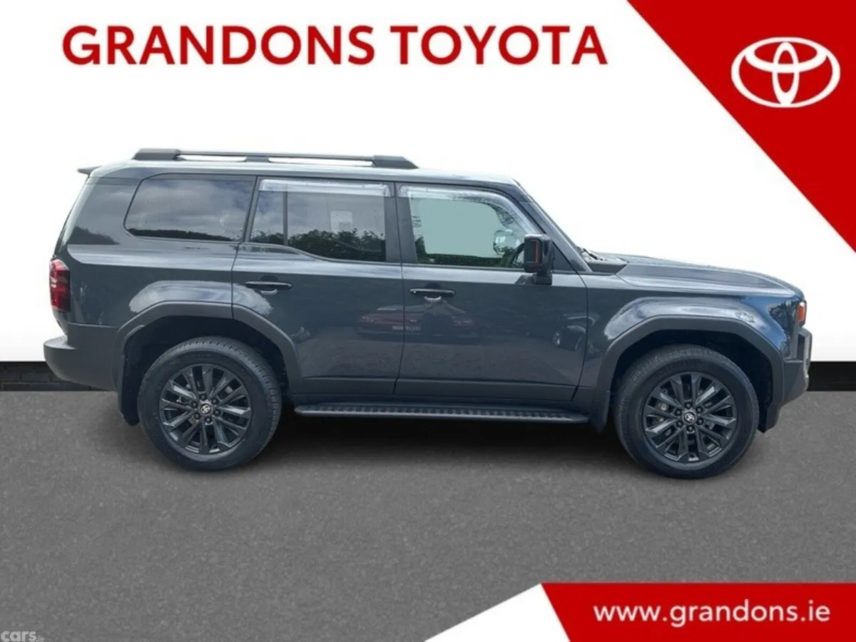 Toyota Land Cruiser Estate, Diesel, 2025, Grey