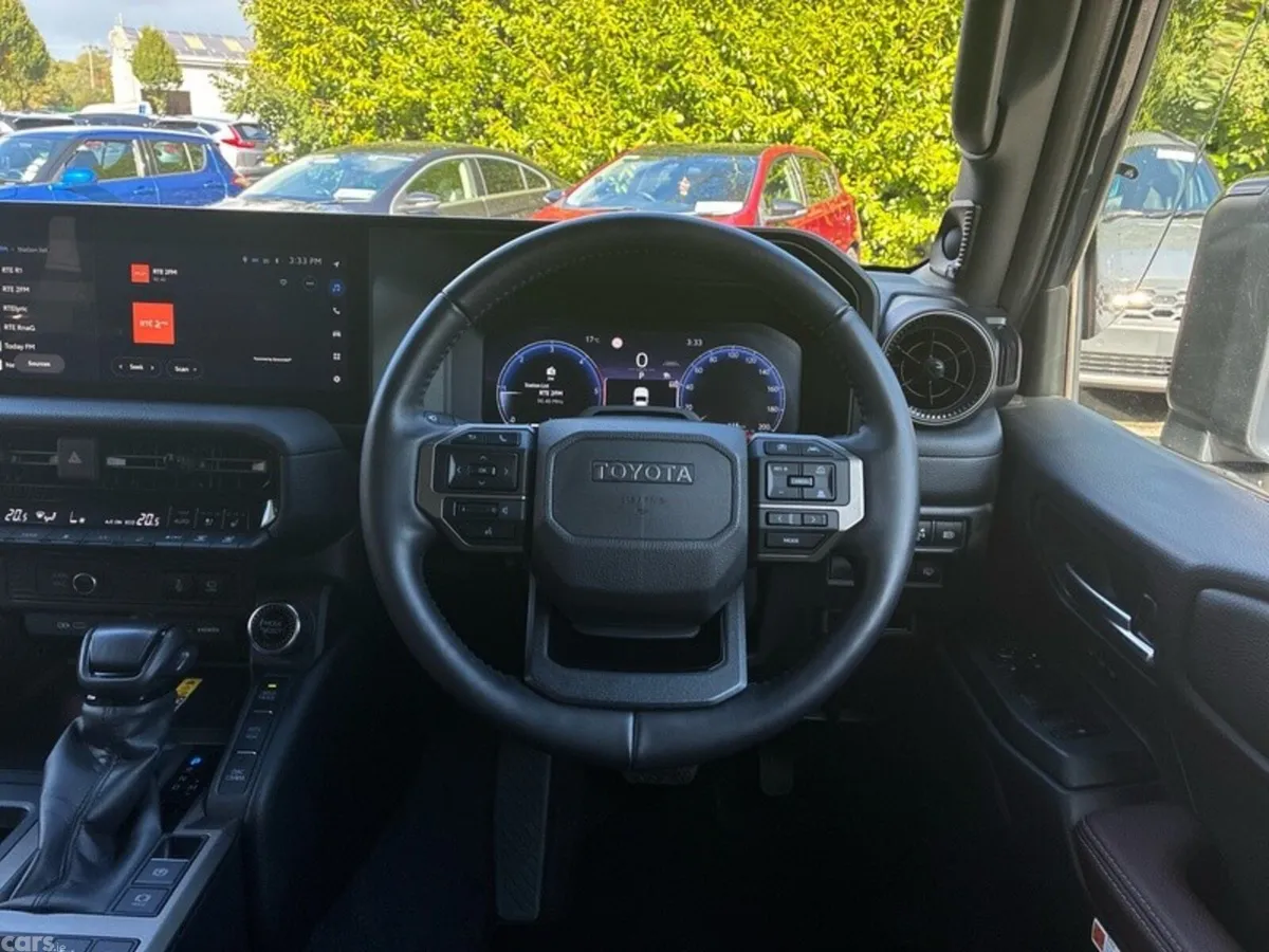 Toyota Land Cruiser Estate, Diesel, 2025, Grey