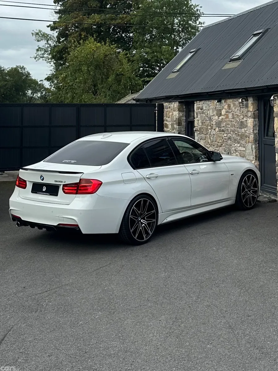 BMW 3-Series Saloon, Diesel, 2013, White