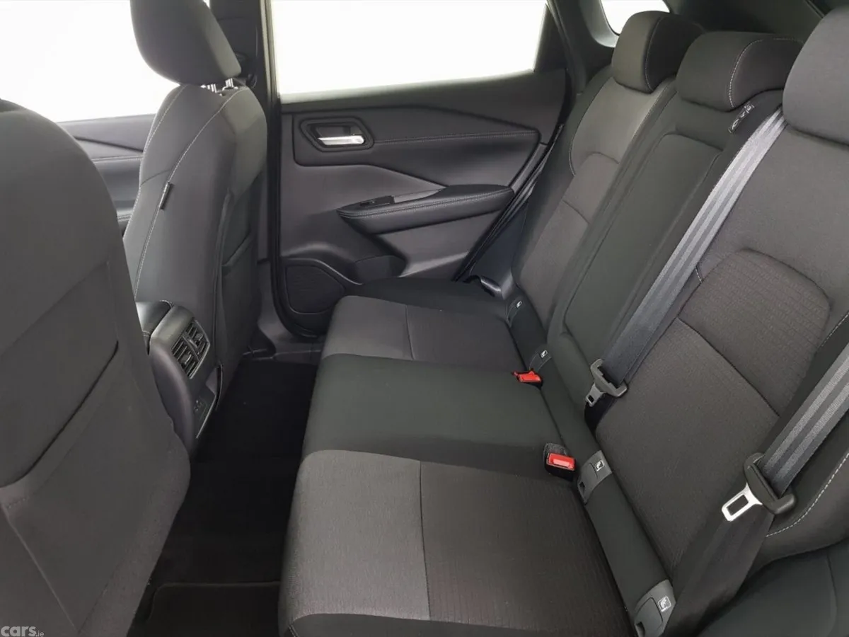 Nissan Qashqai MPV, Petrol, 2023, Grey