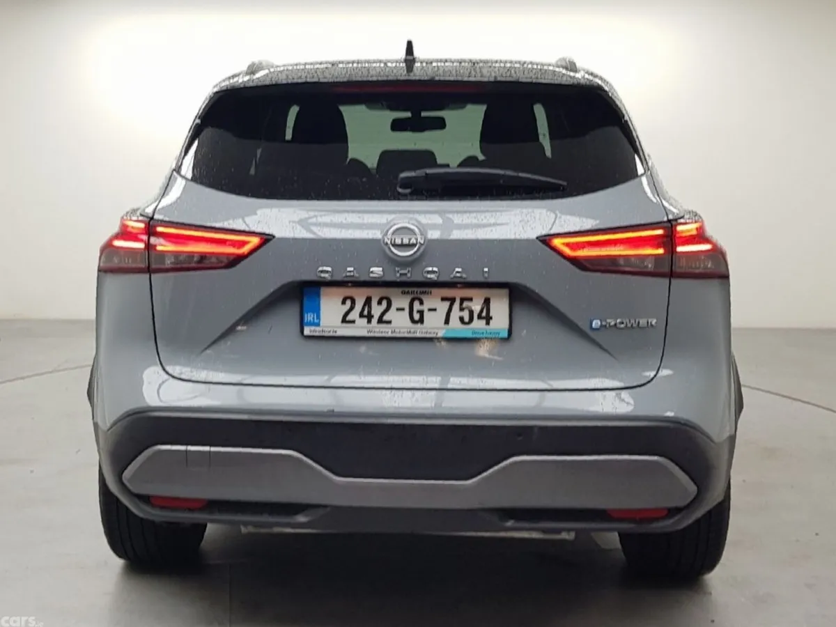 Nissan Qashqai MPV, Petrol Hybrid, 2024, Grey