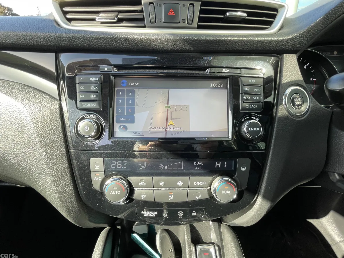 Nissan Qashqai SUV, Diesel, 2017, Grey
