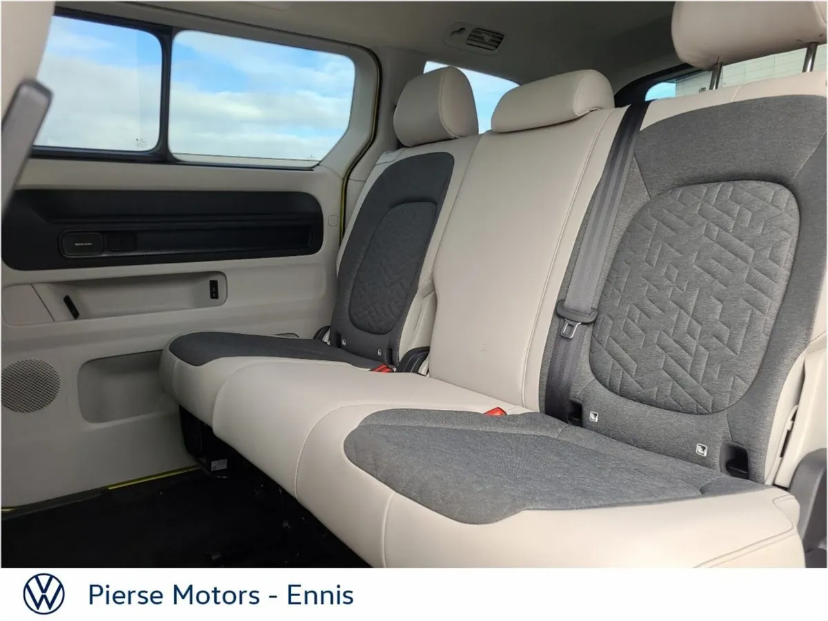 Volkswagen ID.Buzz MPV, Electric, 2026, Yellow