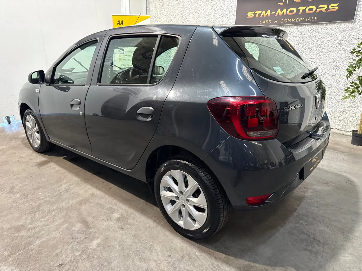 Dacia Sandero Hatchback, Petrol, 2021, Grey