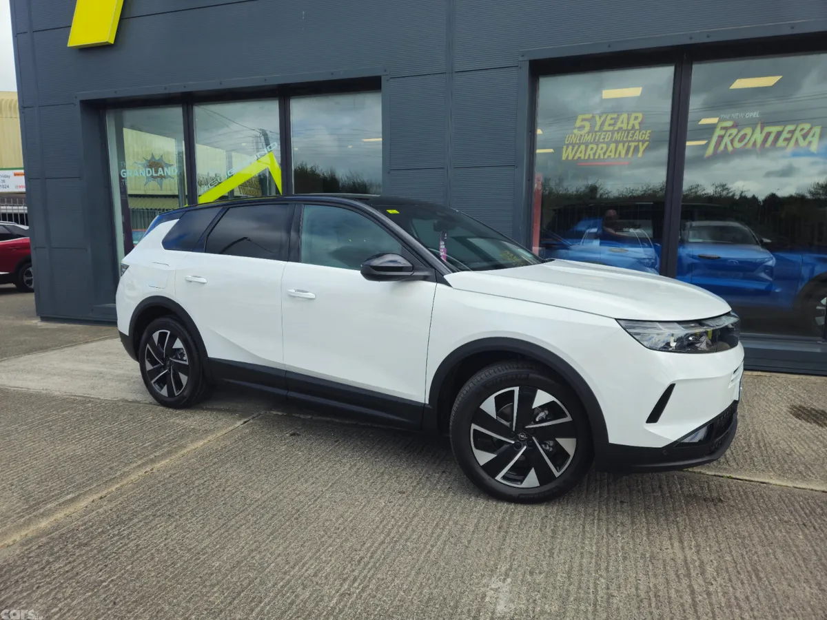 Opel Grandland SUV, Petrol Hybrid, 2026, White