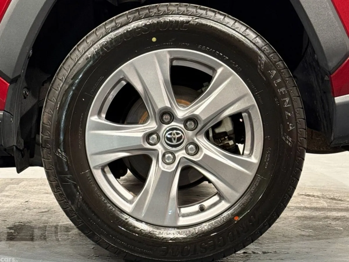 Toyota RAV4 SUV, Petrol Hybrid, 2023, Red