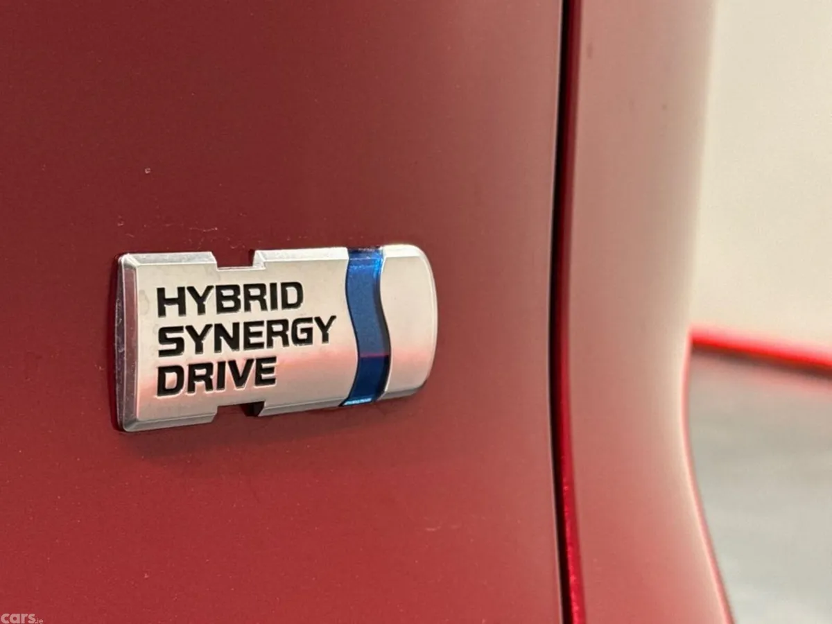 Toyota RAV4 SUV, Petrol Hybrid, 2023, Red